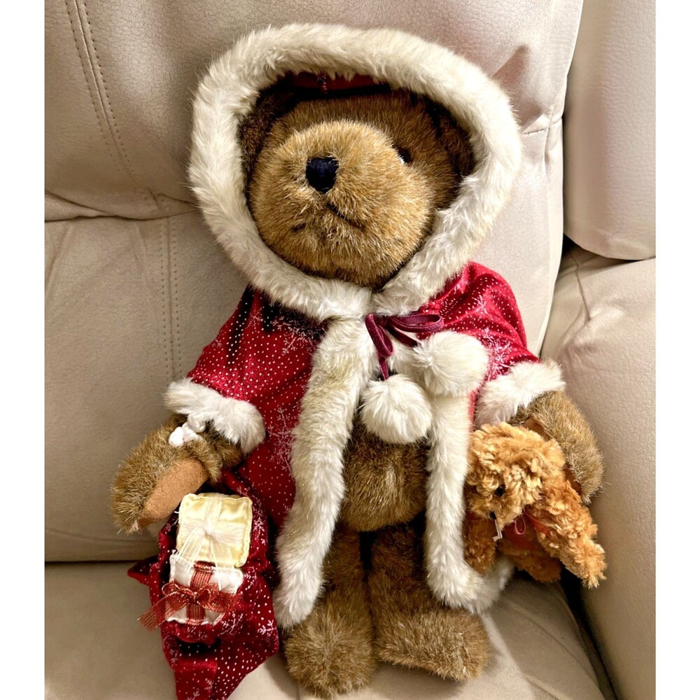 Christmas Bear w/Velvet Cape and Gift Bag Plush 2003 - "Books Are Fun"